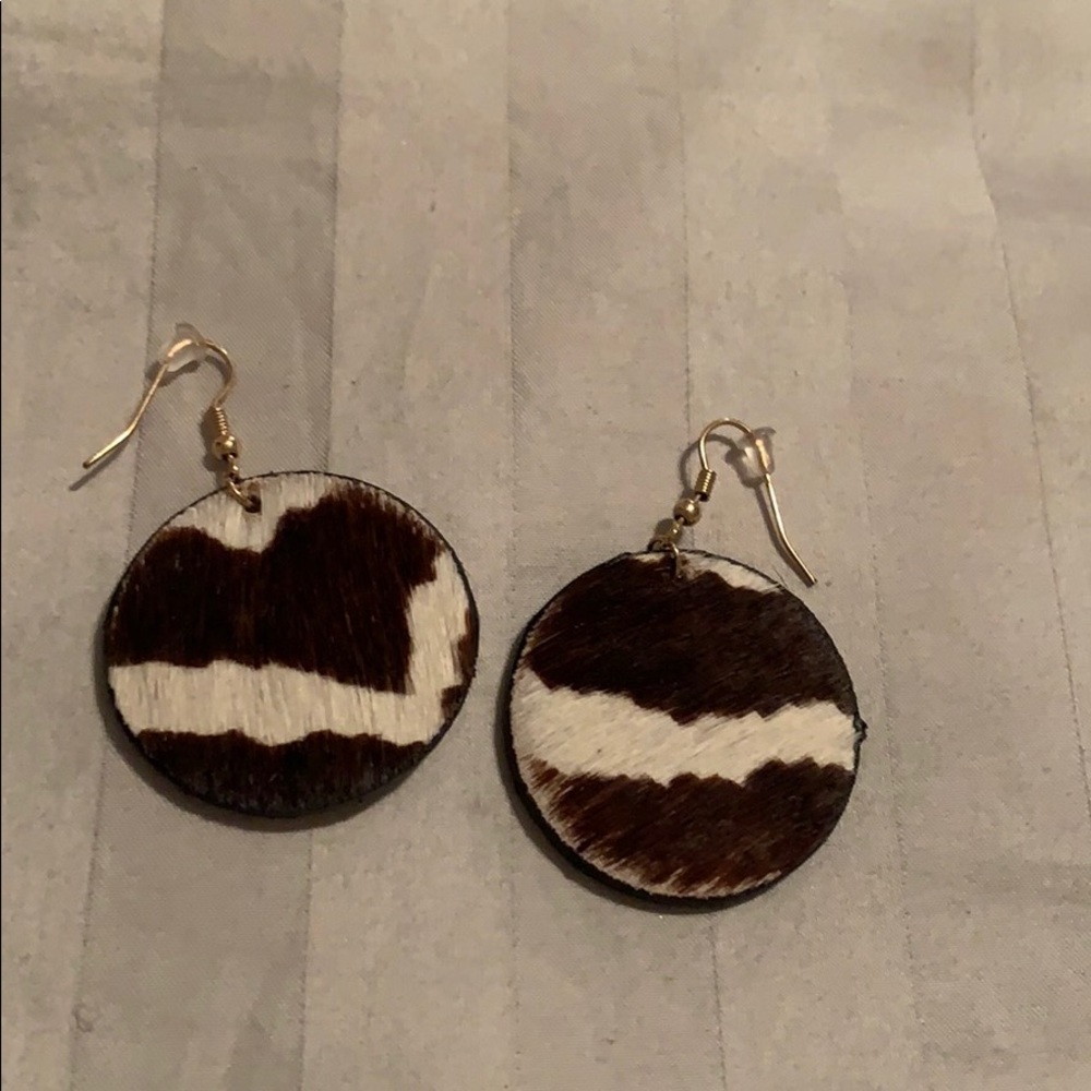 Precious animal print earrings